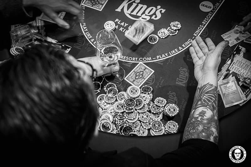 Pokerreise zu einem internationalen Turnier
